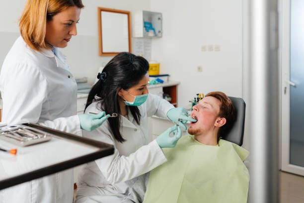 Best Emergency Dental Services for Seniors in Des Moines, IA